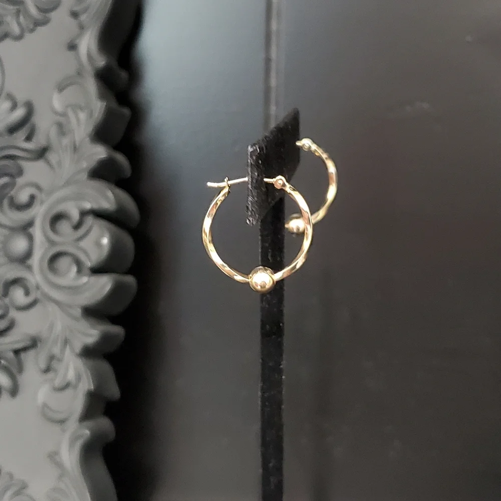 10K Yellow Gold Hoop Earrings - Picture 7 of 14